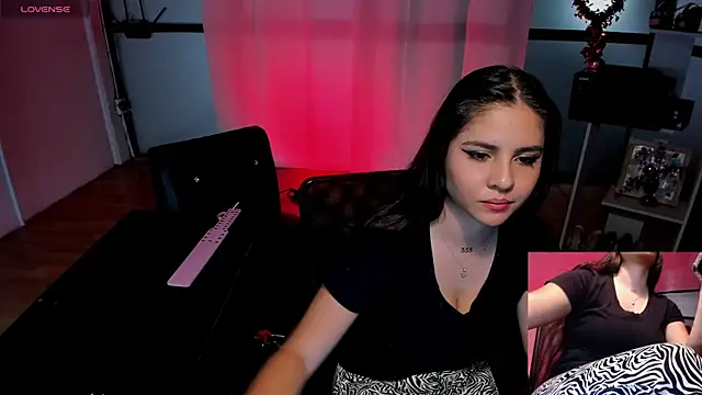 Snapshot of alisa_jhons1 chatting on 01/11/25, 09:15 alisa jhons1 online show from 01/11/25, 09:15