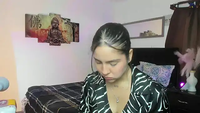 Snapshot of alisa_jhons1 chatting on 09/19/25, 02:02 alisa jhons1 online show from 09/19/25, 02:02