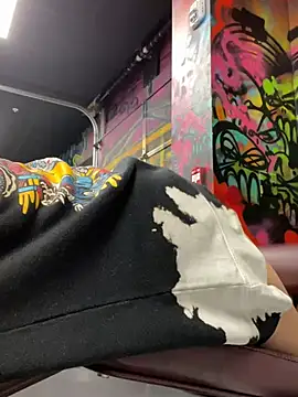 Snapshot of psilybaby chatting on 02/18/25, 06:15 psilybaby online show from 02/18/25, 06:15