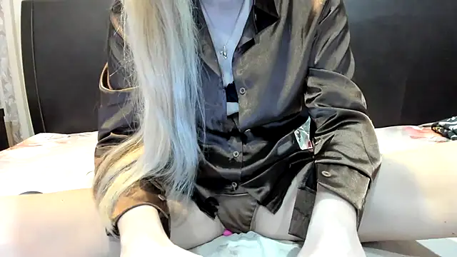 Cookiecutey online show from 03/12/26, 07:58