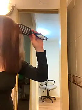 WhiteWomen online show from 09/16/25, 12:00