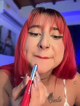 Snapshot of ashlyrey-1 chatting on 04/29/26, 02:32 ashlyrey-1 online show from 04/29/26, 02:32