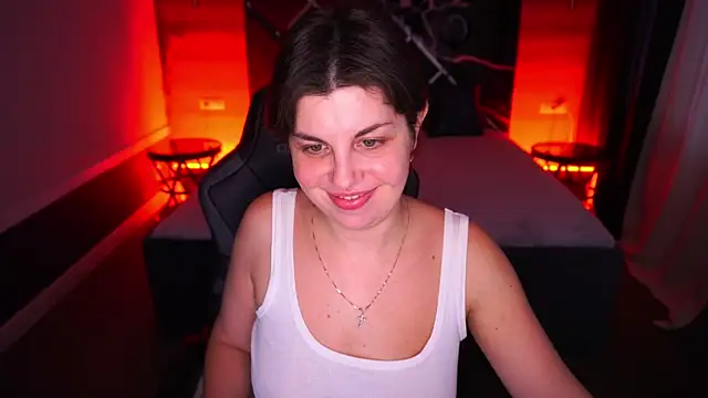 MirandaWong online show from 11/04/25, 06:45