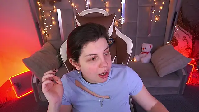 MirandaWong online show from 02/07/26, 06:50