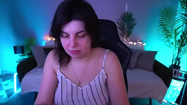 MirandaWong online show from 03/26/26, 06:19