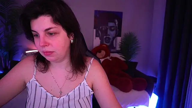 MirandaWong online show from 04/02/26, 05:16