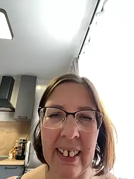 B Bonya m online show from 03/15/25, 09:30