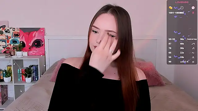 LittleKiitten online show from 04/05/26, 01:41