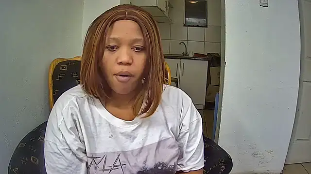 GoldenPussyXOXO online show from 06/28/26, 05:52