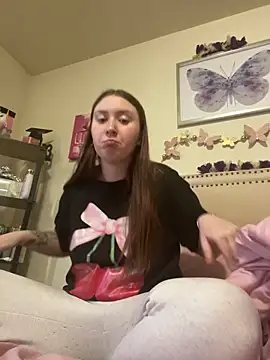 papsmirf   online show from 02/25/26, 07:34