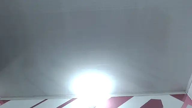 Kitten Hot  online show from 11/20/25, 03:18