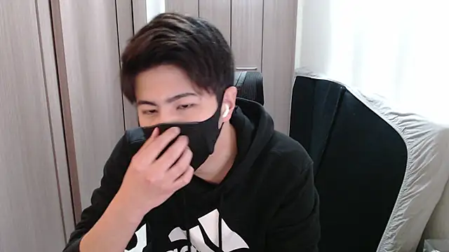 ryota kkk online show from 12/20/24, 12:49