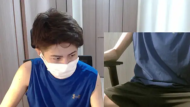 Snapshot of ryota_kkk chatting on 07/10/26, 10:18 ryota kkk online show from 07/10/26, 10:18
