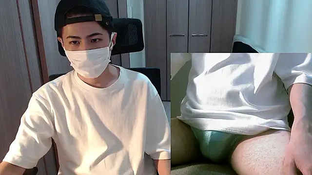 Snapshot of ryota_kkk chatting on 07/19/26, 01:15 ryota kkk online show from 07/19/26, 01:15
