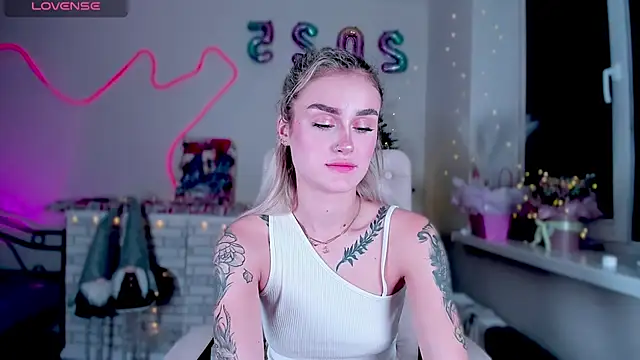  Ravenaa online show from 12/23/24, 10:12