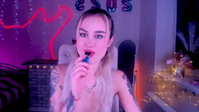  Ravenaa online show from 02/03/25, 01:51