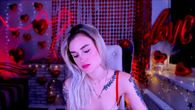  Ravenaa online show from 02/08/25, 01:44