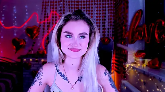  Ravenaa online show from 02/19/25, 10:12