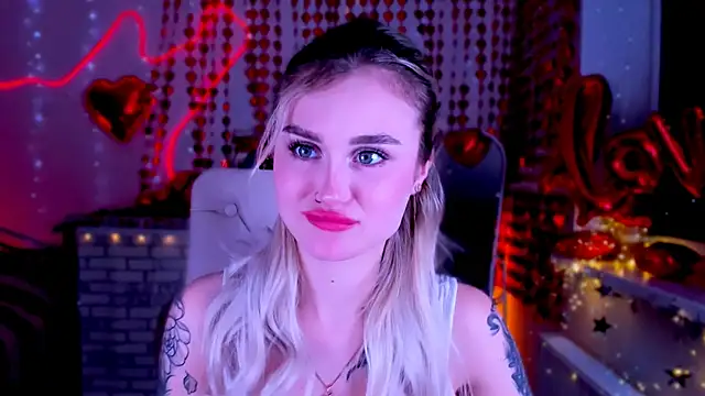  Ravenaa online show from 02/25/25, 02:33