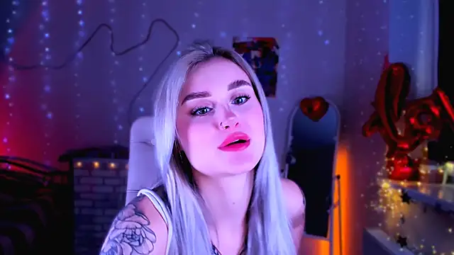  Ravenaa online show from 03/05/25, 12:22