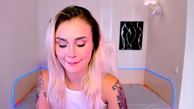  Ravenaa online show from 09/18/25, 10:17