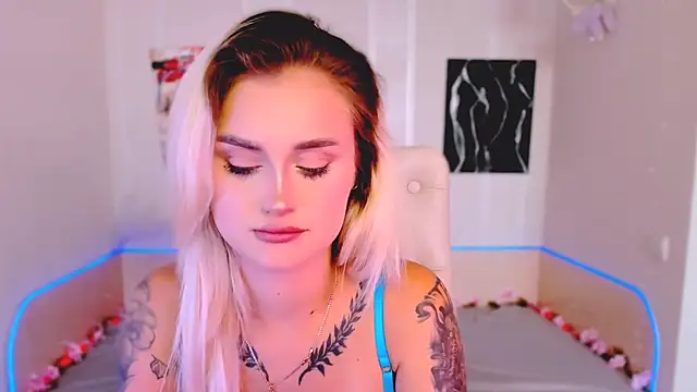  Ravenaa online show from 09/29/25, 12:10