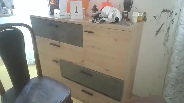 Snapshot of Meliss_Official9 chatting on 10/01/25, 09:37 Meliss Official9 online show from 10/01/25, 09:37