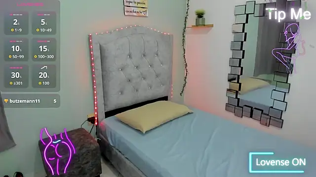 Snapshot of MAGNOLEROY chatting on 05/20/26, 02:23 MAGNOLEROY online show from 05/20/26, 02:23