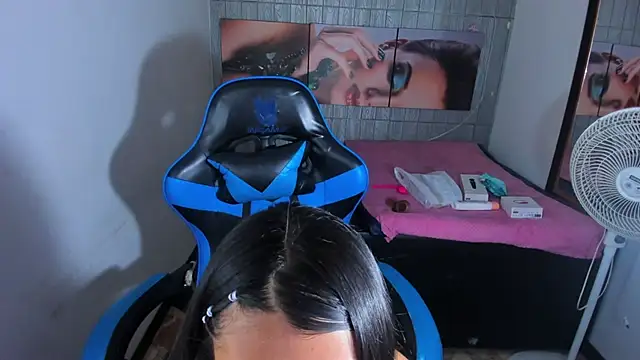 Catalehia Milk online show from 09/14/25, 04:00