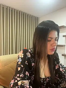 Alice Biel online show from 01/09/25, 12:46