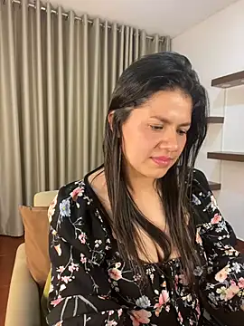 Alice Biel online show from 02/01/25, 12:29