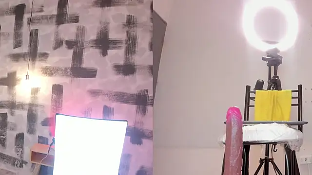 kylie st online show from 02/24/25, 03:53