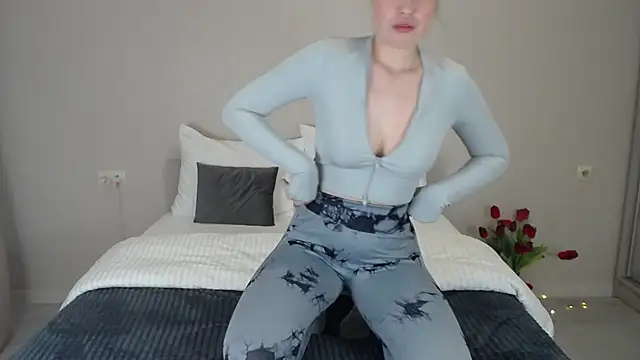 AlenaDast online show from 02/19/25, 09:58