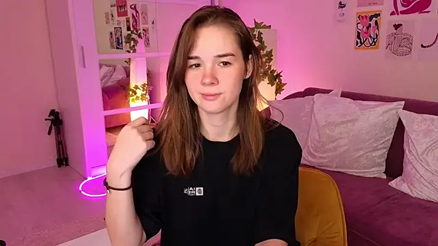 LindaRobertz online show from 03/03/25, 09:22