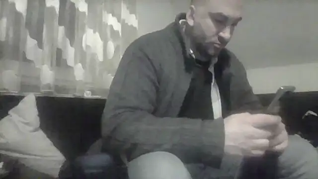 Snapshot of NewyorkDimi chatting on 12/27/24, 07:35 NewyorkDimi online show from 12/27/24, 07:35