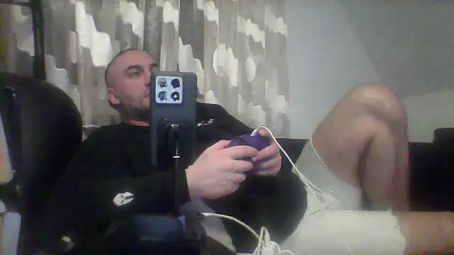 Snapshot of NewyorkDimi chatting on 12/29/24, 05:42 NewyorkDimi online show from 12/29/24, 05:42