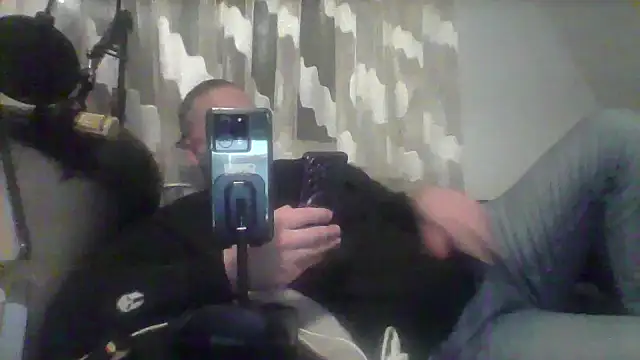 Snapshot of NewyorkDimi chatting on 01/06/25, 04:58 NewyorkDimi online show from 01/06/25, 04:58