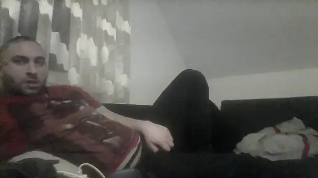 Snapshot of NewyorkDimi chatting on 02/07/25, 05:31 NewyorkDimi online show from 02/07/25, 05:31