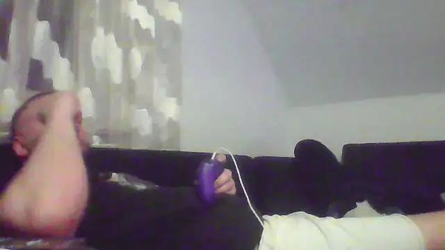 Snapshot of NewyorkDimi chatting on 02/17/25, 02:42 NewyorkDimi online show from 02/17/25, 02:42