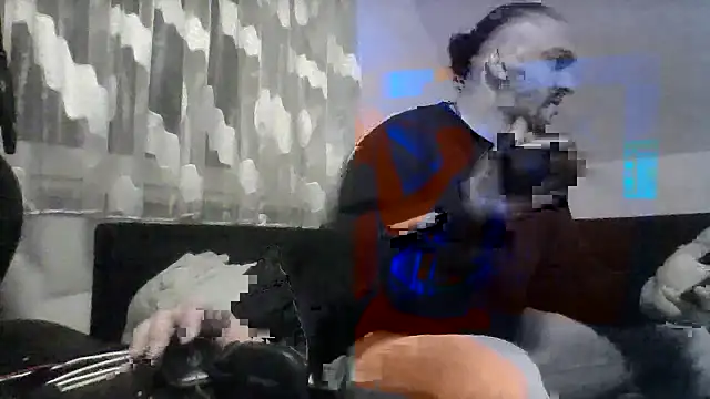 Snapshot of NewyorkDimi chatting on 02/24/25, 12:09 NewyorkDimi online show from 02/24/25, 12:09