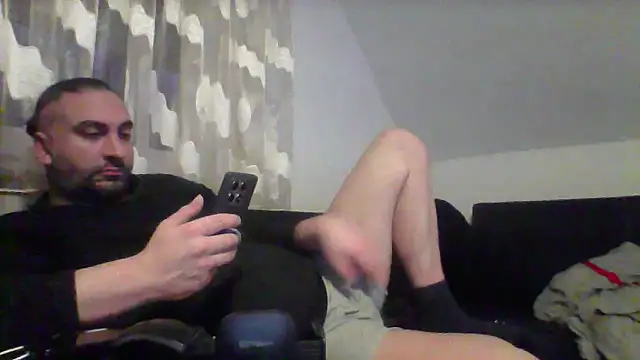 Snapshot of NewyorkDimi chatting on 03/01/25, 05:42 NewyorkDimi online show from 03/01/25, 05:42