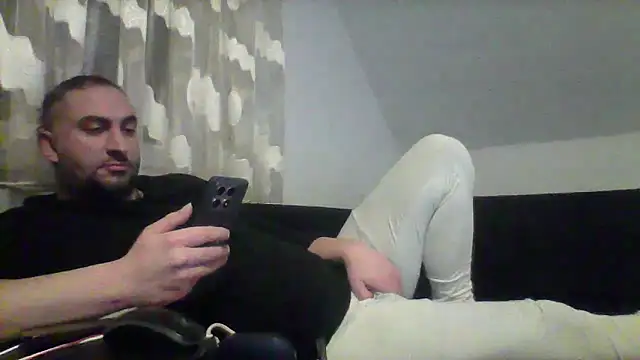 Snapshot of NewyorkDimi chatting on 03/13/25, 02:38 NewyorkDimi online show from 03/13/25, 02:38