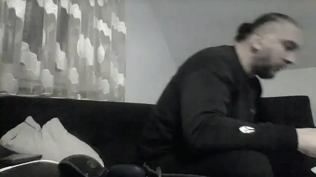 Snapshot of NewyorkDimi chatting on 03/17/25, 11:43 NewyorkDimi online show from 03/17/25, 11:43