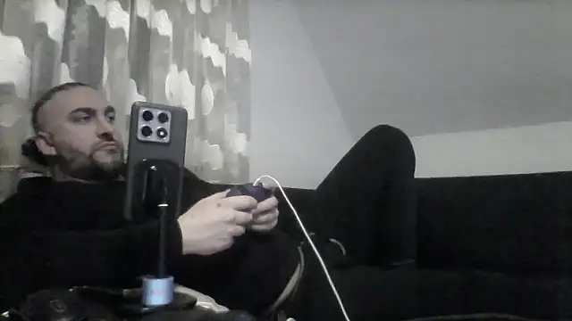 Snapshot of NewyorkDimi chatting on 03/21/25, 05:00 NewyorkDimi online show from 03/21/25, 05:00