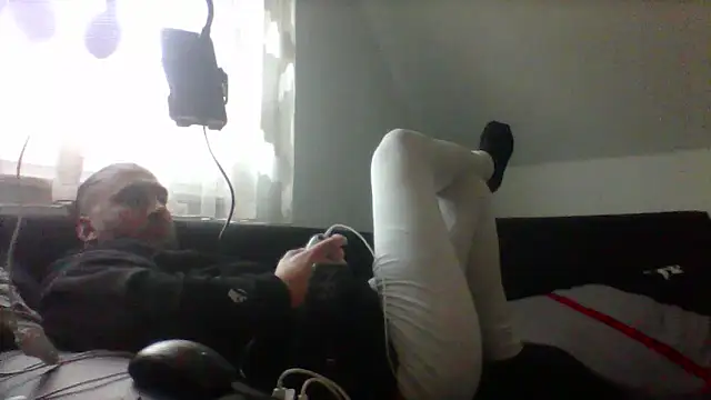Snapshot of NewyorkDimi chatting on 03/13/26, 06:20 NewyorkDimi online show from 03/13/26, 06:20