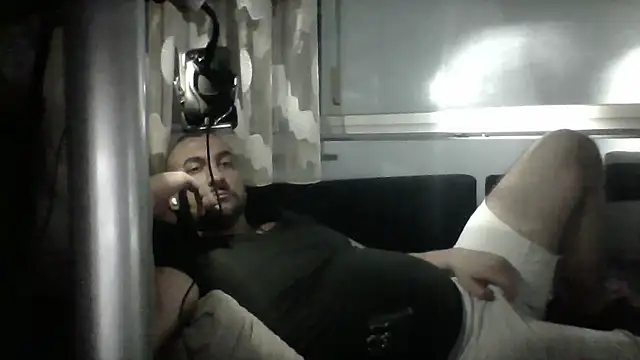 Snapshot of NewyorkDimi chatting on 07/13/26, 02:47 NewyorkDimi online show from 07/13/26, 02:47