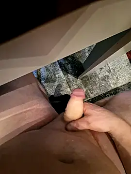 Warumnicht1980 online show from 02/21/25, 07:23