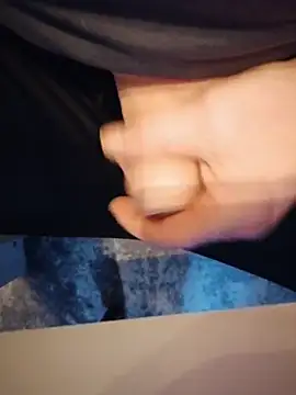 Warumnicht1980 online show from 11/07/25, 02:50