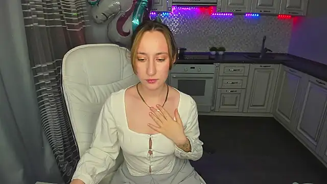 MelodyOfLovee online show from 02/06/25, 03:37