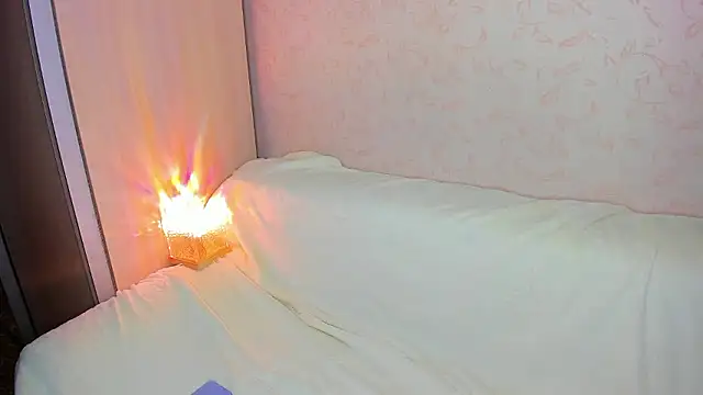 MelodyOfLovee online show from 01/18/26, 02:48